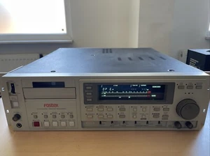 FOSTEX D-25 High-End Professional MASTER DAT Recorder 4-głowicowy- 2J - GWARANCJA - Zdjęcie 1 z 11