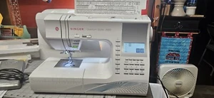 SINGER 9960 Quantum Stylist Sewing Machine - Picture 1 of 9