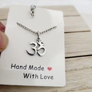 Om Pendant Necklace. Om Mantra Yoga Jewelry. Hindu Pendants. - Picture 1 of 8