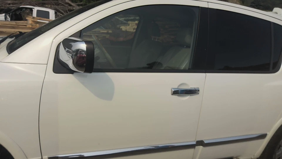 07 INFINITI QX56 Front Door Drivers Side Foto 1 de 2