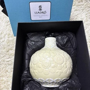 Lladro Vase Flower vase Ceramic Cream Color - Picture 1 of 11