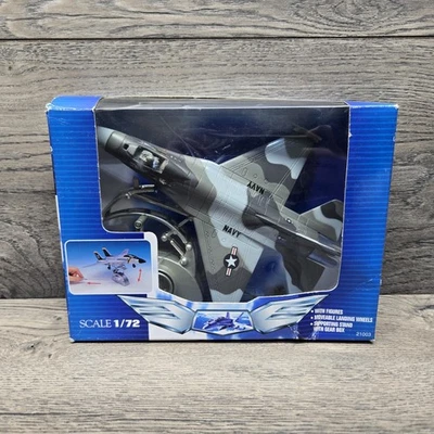 New-Ray Navy M-J 513 Model Air Plane 1/72 Scale Loose Parts Inside New - Image 1 of 4