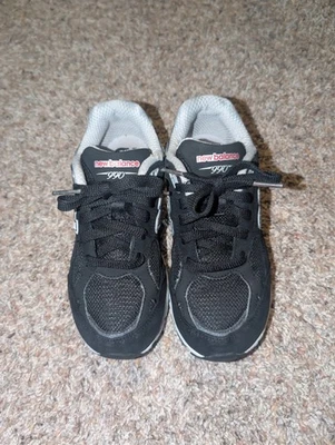 Zapatos deportivos para correr New Balance 990v3 para niños talla 2y negros grises blancos Foto 1 de 4