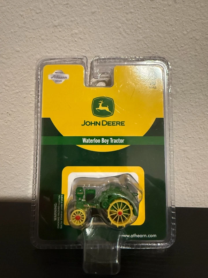 Tractor Athearn's John Deere Waterloo Boy #7702 juguete fundido a presión escala 1:87 HO ~ NUEVO Foto 1 de 1