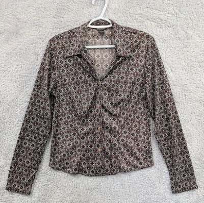 Blusa Guess Jeans Manga Larga Con Botones Grande Medallón Geométrico Hecha en EE. UU. Foto 1 de 4