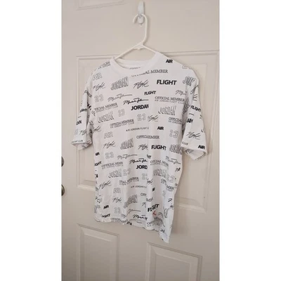 Camiseta Nike Para Hombre Blanca Jordan Flight MVP 85 Logo Completo, Algodón Pequeño Foto 1 de 4