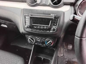 Radio reproductor de CD estéreo Suzuki Swift Mk4 A2L 17-24 PA52R3 39101-52R32-BKZ A69585 - Imagen 1 de 2