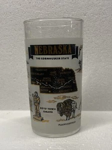 Vintage Souvenir Nebraska State Milchglas Becher 4 3/4" - Bild 1 von 4