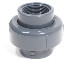 Spears 1-1/4" NPT Threaded Schedule 80 PVC FKM Union Fitting Viton O-Ring Seal - Picture 1 of 2