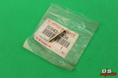 PIN MANILLAR NUEVO KAWASAKI KDX200 KDX220 KDX250 KLX250 KLX300 KLX650 92043-1434 Foto 1 de 4