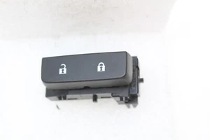 07-13 CHEVROLET SILVERADO LEFT FRONT LOCK Switch OEM 15804093 - Picture 1 of 2
