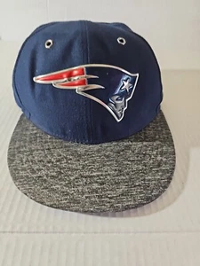 Gorra ajustada New Era 59Fifty 5950 New England Patriots NFL 7 1/8 azul - Imagen 1 de 8