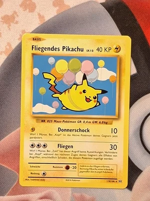 Pokémon Karte Fliegendes Pikachu 110/108 Pokemon Evolution Set Deutsch Vintage - Bild 1 von 4