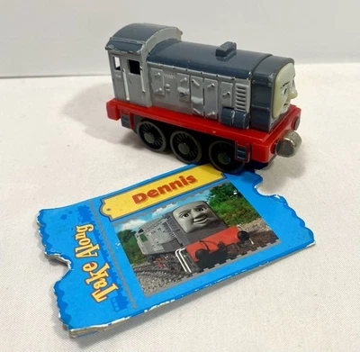 Thomas and Friends Dennis 2006 Take Along N Play Diecast Foto 1 de 4
