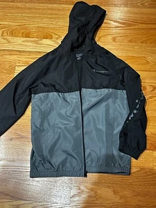 Champion Light Jacket Logo Hooded Full Zip Boys Size Medium Rain Grey Black - Picture 1 of 7