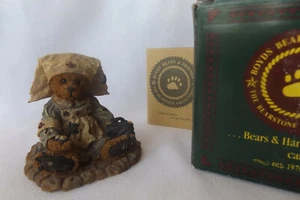 Boyds Bears & Friends The Bearstone Collection CLARA The NURSE BEAR Figurine - Picture 1 of 7