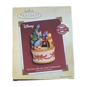 Winnie The Pooh Hallmark Keepsake Ornament Getting Ready Christmas Disney NOS - Picture 1 of 6