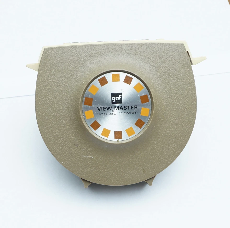 GAF / View-Master Tan Color Lighted, Model H Viewer. UNTESTED - Image 1 of 4