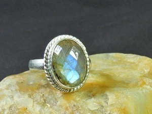 Natural Labradorite 925 Sterling Silver Oval Handmade Vintage Ring Size US-7 b17 - Bild 1 von 10