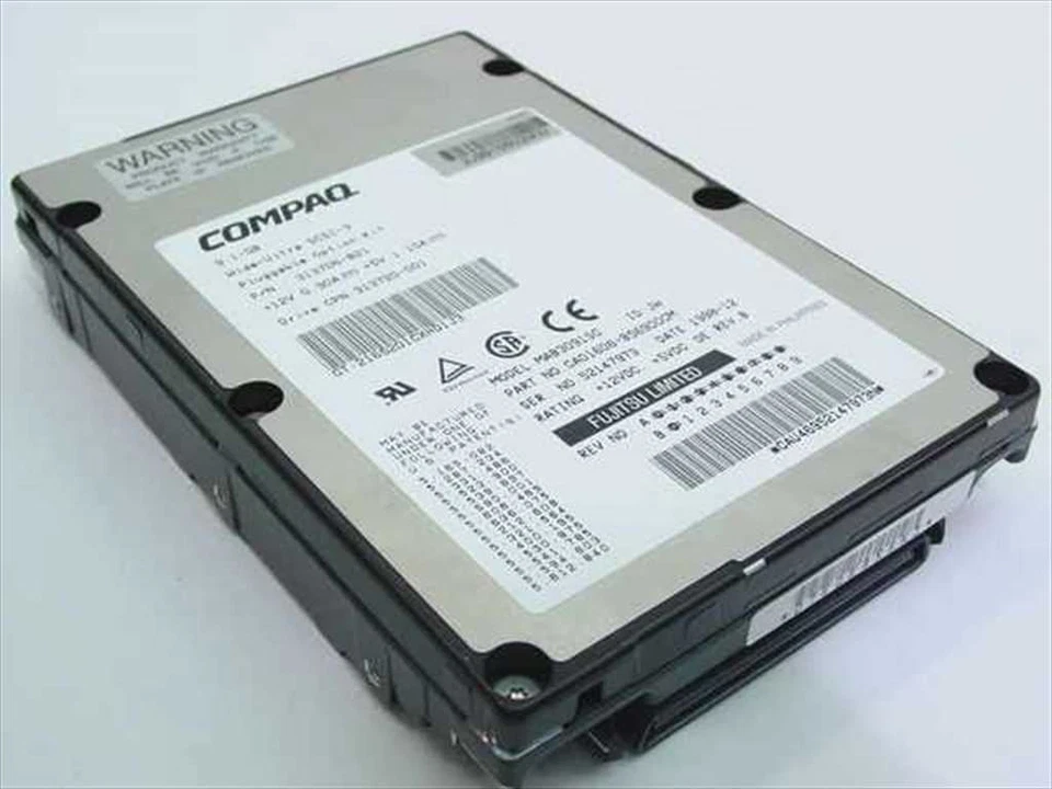 Compaq 313720-001 9.1GB 3.5" Wide-Ultra SCSI 3 Hard Drive 7200 RPM 80 Pin - Image 1 of 3