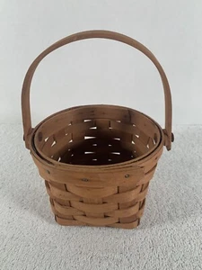 Longaberger Round Basket ~ Excellent Condition ~ See Photos ~ Free Ship! - Picture 1 of 6