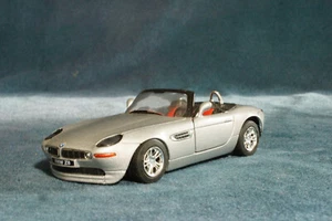 Neu Ray Modellauto BMW Z8, Druckguss, 1/43, silber, 2001 unverpackt - Bild 1 von 9