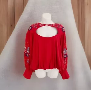 $128 NWT FREE PEOPLE Lita Top Sz M Red Embroidered Linen Blend Cut Out Boho - Picture 1 of 9