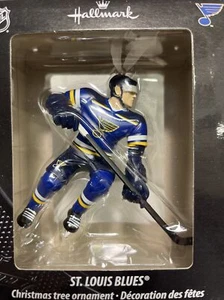 Hallmark St. Louis Blues NHL Hockey Player with BLUES Logo NHL Shield NMIB 2019 - Bild 1 von 8