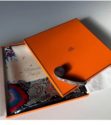 Unused w/box HERMES Carre 90 COSTUME DE FETE Silk Scarf 90cm / US duty free - Image 1 of 4