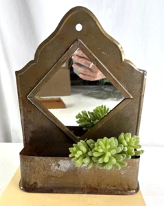 Vintage Metal Wall Pocket Mirror Planter Farmhouse 11 x 9" - Picture 1 of 6