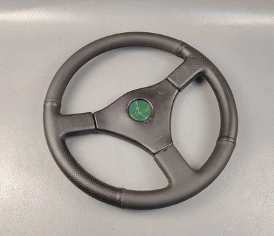 MANEJO POR LOTUS MOMO HECHO EN ITALIA MONTAJE VOLANTE NEGRO 3 RADIOS Foto 1 de 4