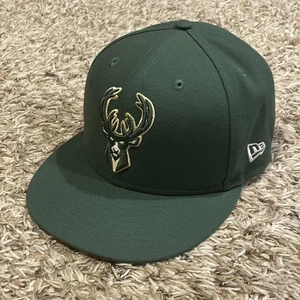 Milwaukee Bucks Deer Logo New Era 9Fifty Hat Snap Back Green NBA Basketball - Picture 1 of 13