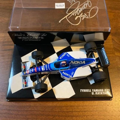 Ukyo Katayama signiert Tyrrell Yamaha 023 F1 Modell Minichamps 1/43 - Bild 1 von 4