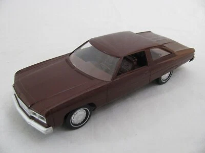 Vintage MPC 1/25 Mahogany 1976 Chevrolet Caprice Classic Model Car Dealer Promo - Image 1 of 4