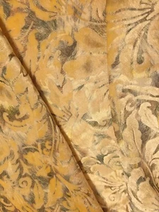 68” Wide Polyester Velvet Fabric Remnant 2yds20” Long Window Pane From Joanne 90 - Picture 1 of 4