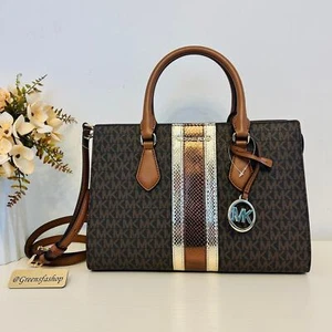 Cartera Michael Kors Mediana Sheila Signature Logo y Cartera Metálica Marrón - Imagen 1 de 10
