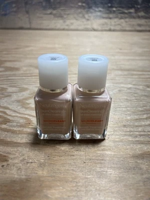 Neutrogena Skin Clearing Oil-Free Makeup Microclear Acne 20 NATURAL IVORY 2-Pk - Image 1 of 4