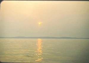 Diapositiva fotográfica vintage Universidad de Madison Wisconsin Sunset Lake Mendota - Imagen 1 de 2