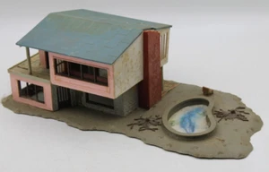Wohnhaus mit Pool Modelleisenbahn FALLER 523 H0 -107 - Bild 1 von 12