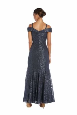 Vestido RM Rich Fuera del Hombro Cola de Pescado Foto 1 de 2