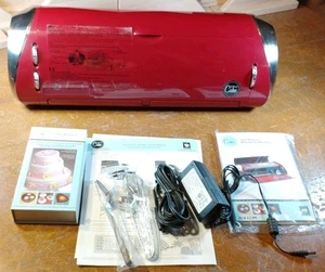 Cricut Cake CCA001 Full Size Electronic Red Cutting Machine - Picture 1 of 10