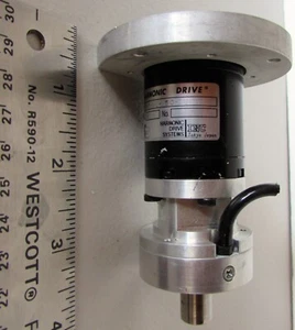 Lote Robotic Harmonic Drive Aspiradora Rotary Union Neumatic 1/50 HDVC14-50-1U Japón - Imagen 1 de 10