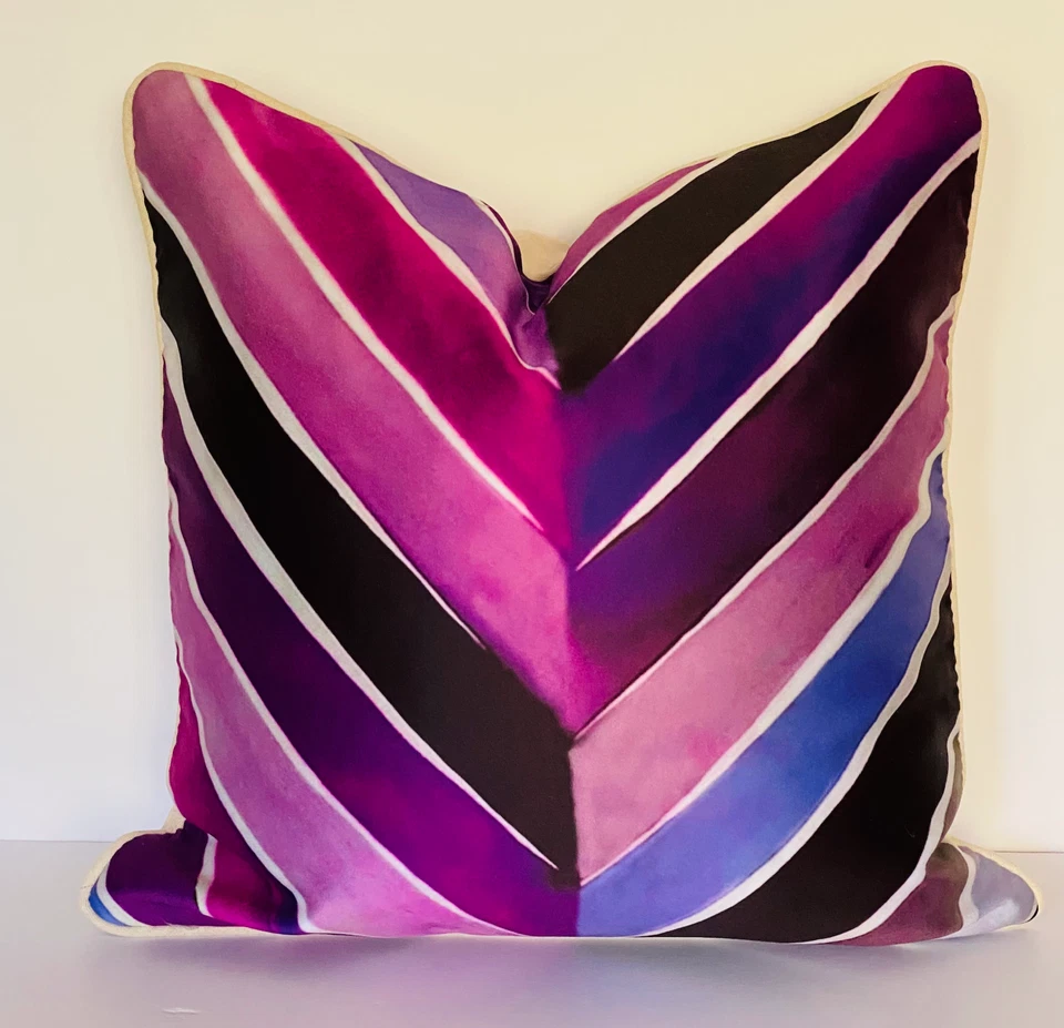 VILLA HOME  pillow cover 20 x 20 - Image 1 of 4