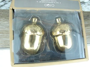 Set shaker sale e pepe fiocco di neve oro Ciroa ghianda color ottone - Foto 1 di 5
