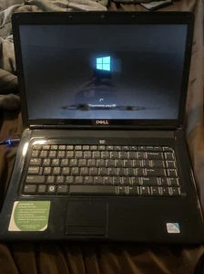 Dell Inspiron 1545 Intel Core 2 Duo 320GB SSD 4GB Ram Windows & Charger - Picture 1 of 11