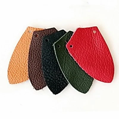 PERA PERIS 10 Lederschuppen Schild klein - Nappaleder Schuppen Leder Rüstung Bastelleder