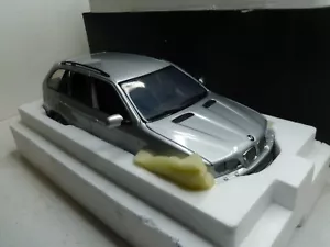 1/18 BMW KYOSHO X5 - Foto 1 di 3