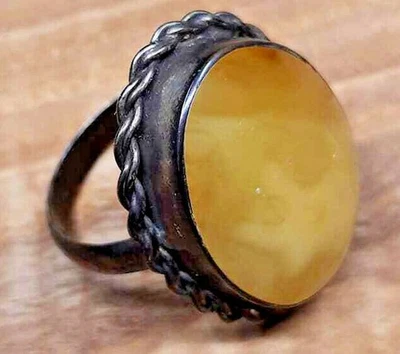 Anillo vintage con ámbar. Patrón natural único. Muy antiguo. 1940-50s. - Imagen 1 de 4