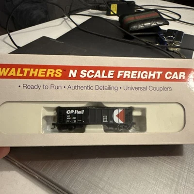 Walthers N Scale Train Ballast Hopper (Single) CP Rail #456227 MOW 932-8712 - Image 1 of 3