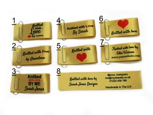 Gestrickt mit Liebe Bastelnähen Business-Etiketten für Stoff Satinband in Gold - Bild 1 von 1